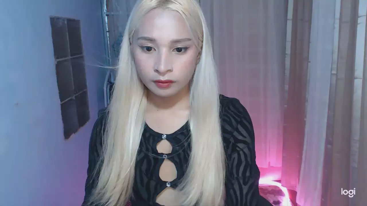 Offline SabrinaGrande69 on Cam4