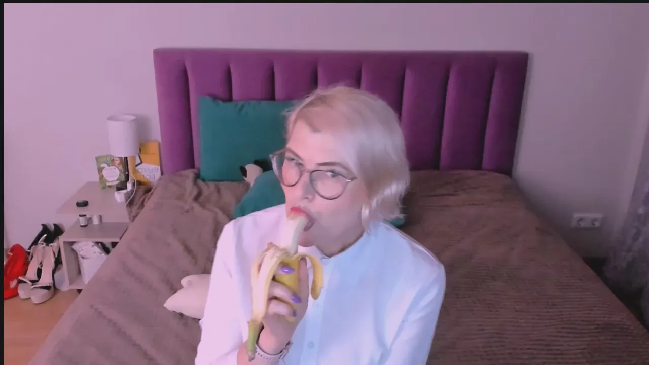 Offline sabrinamac on Cam4