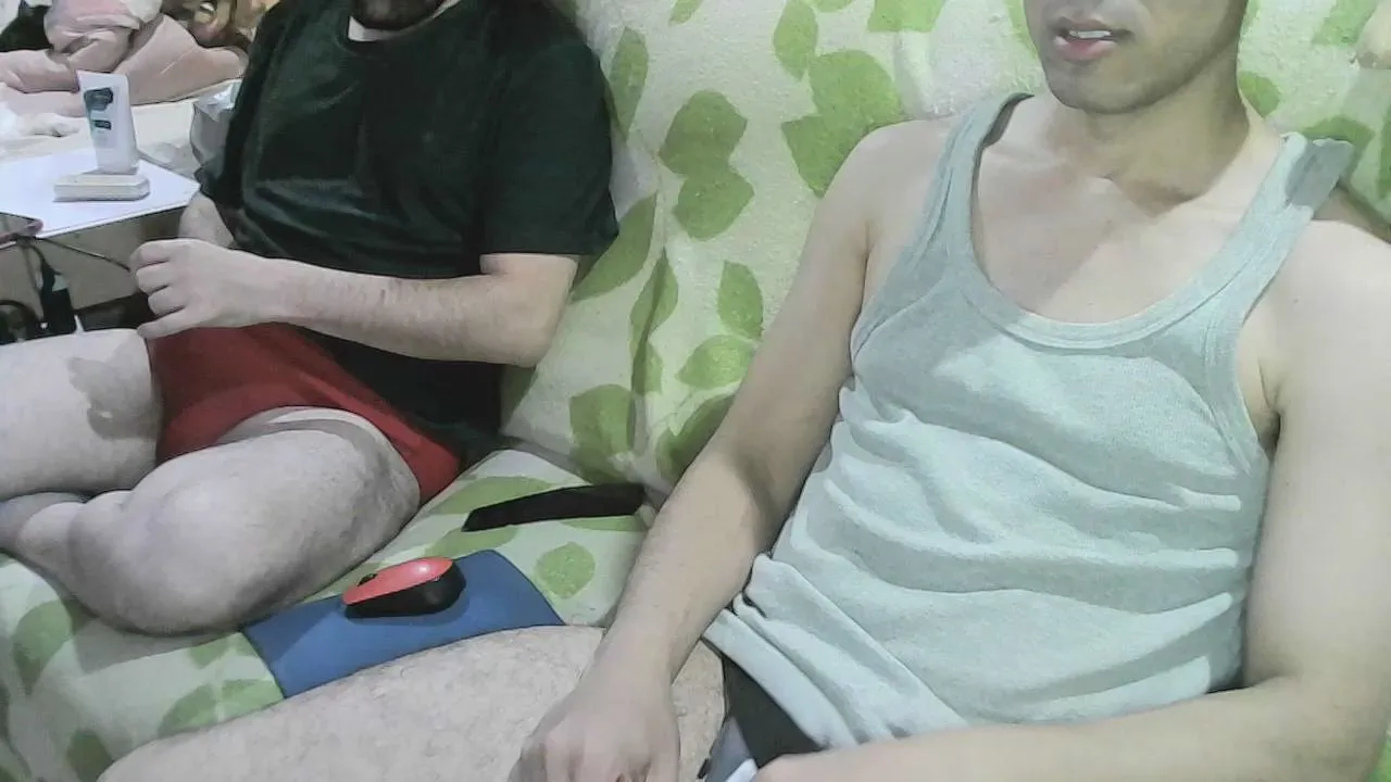 Freechat safadosnerds on Cam4