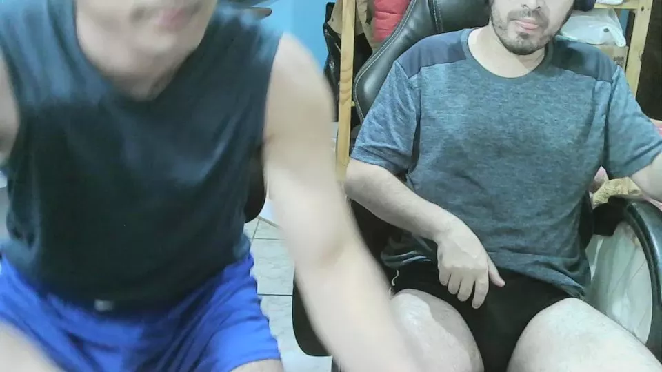 Freechat safadosnerds on Cam4