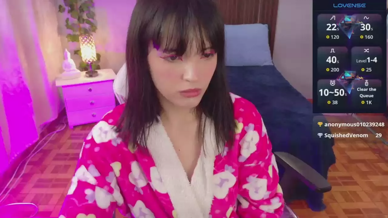 Freechat sailor_moon07 on Cam4