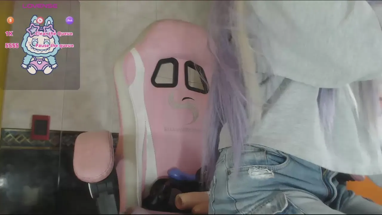 Offline sally23_ on Cam4