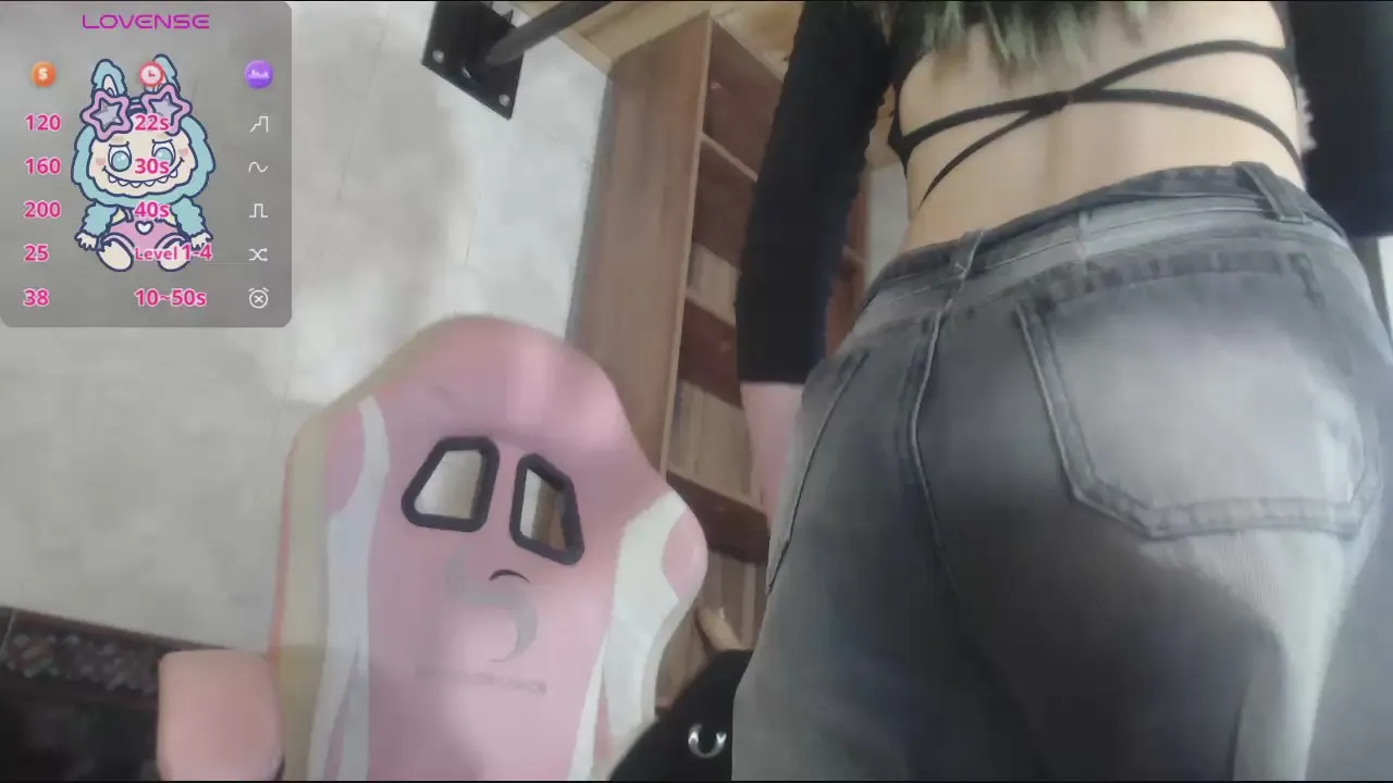 Offline sally23_ on Cam4