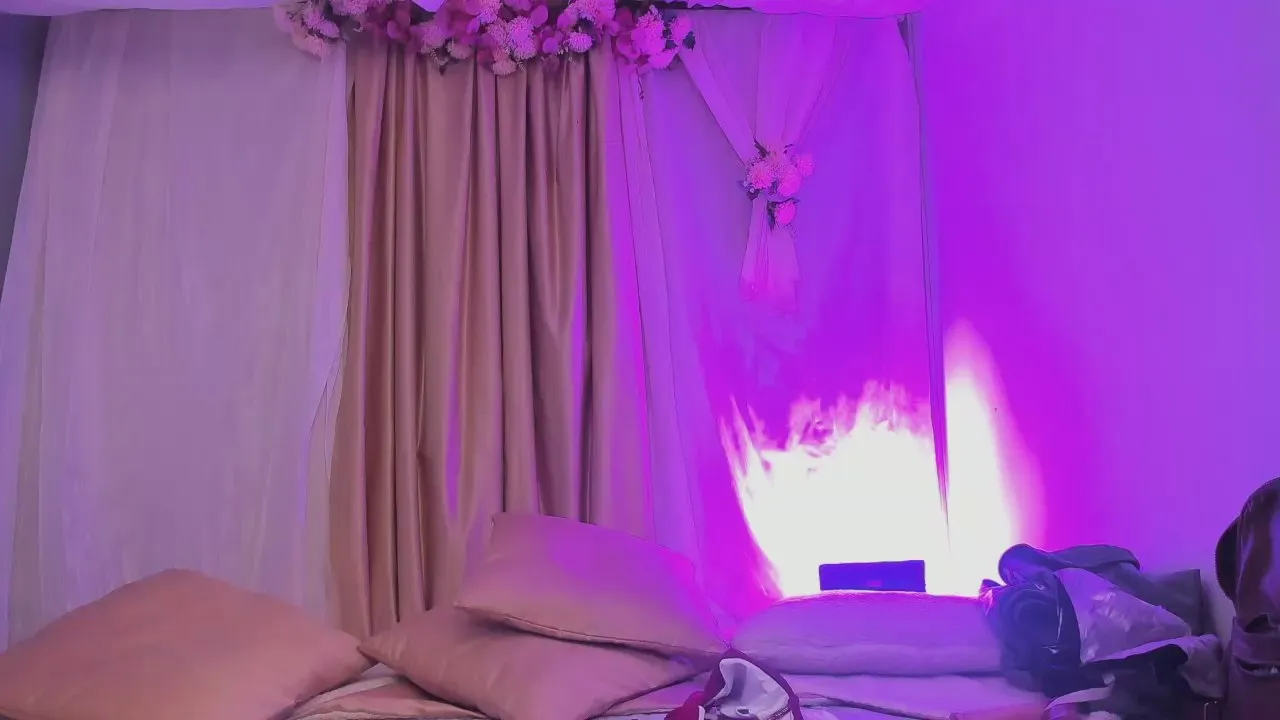 Freechat salome_star1 on Cam4