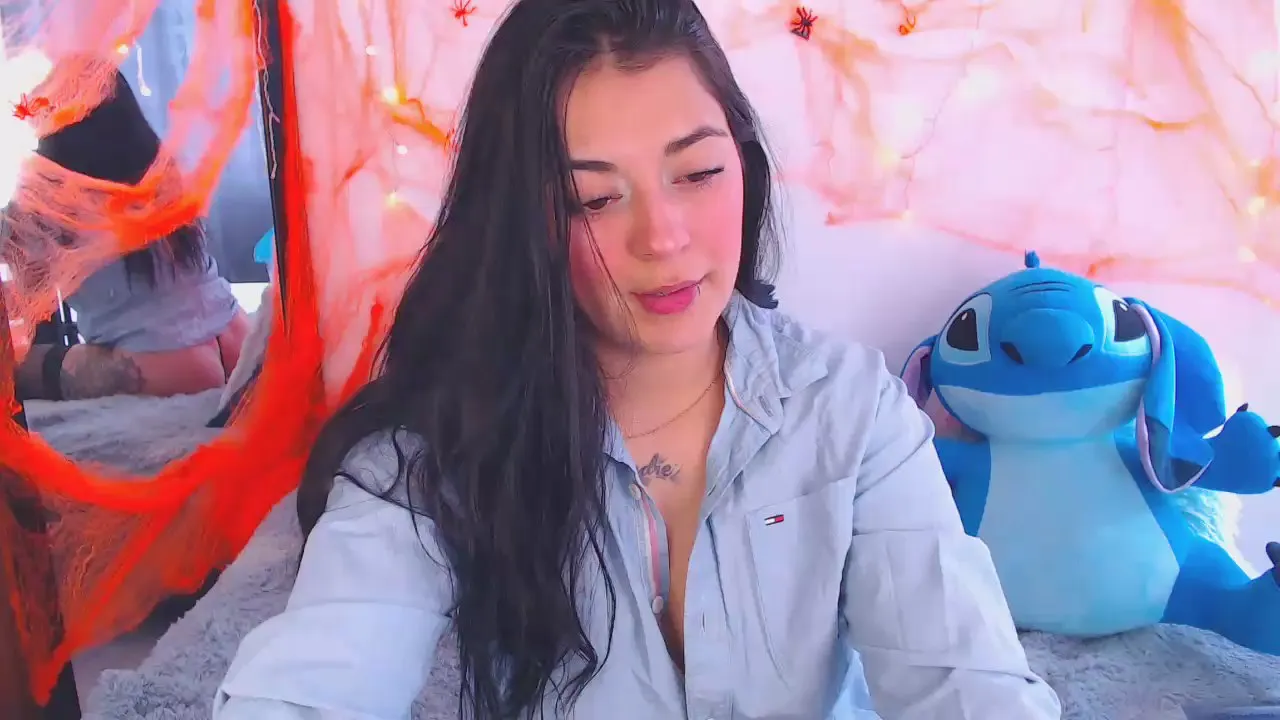 Offline Samanta_james19 on Cam4