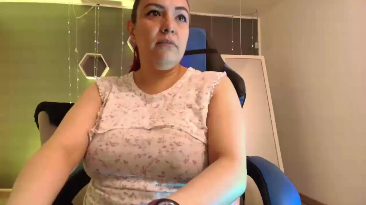 Offline Sammy_owens_ on Cam4