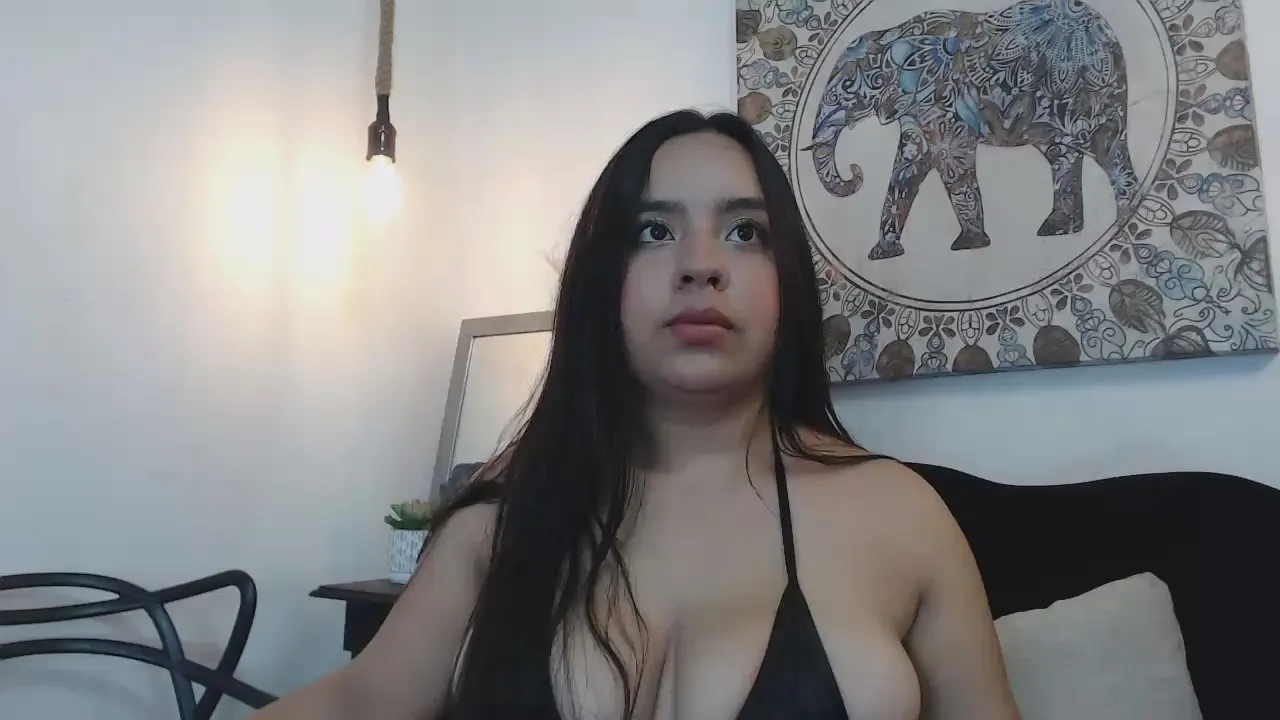 SammyBoobiex —  #pawg #masturbation #bigass #squirt #deepthroat #spanking #bdsm