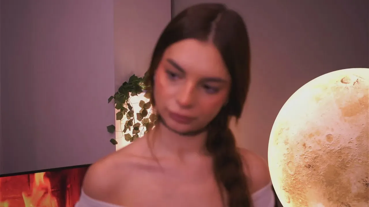 Offline SantinaQuereto on Cam4