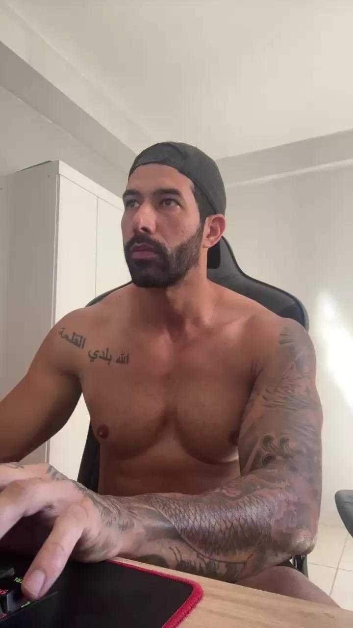 Saradoalto23 from Cam4