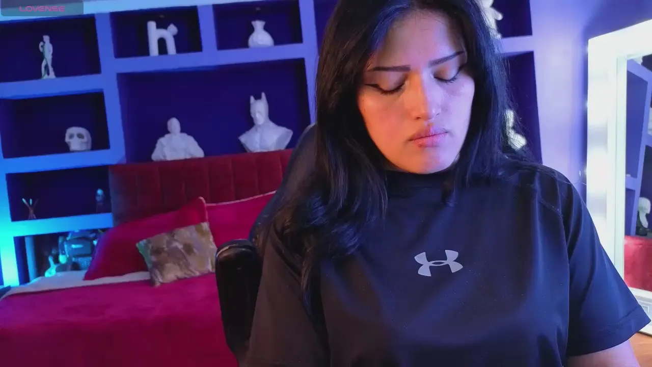 Freechat sari_belle on Cam4