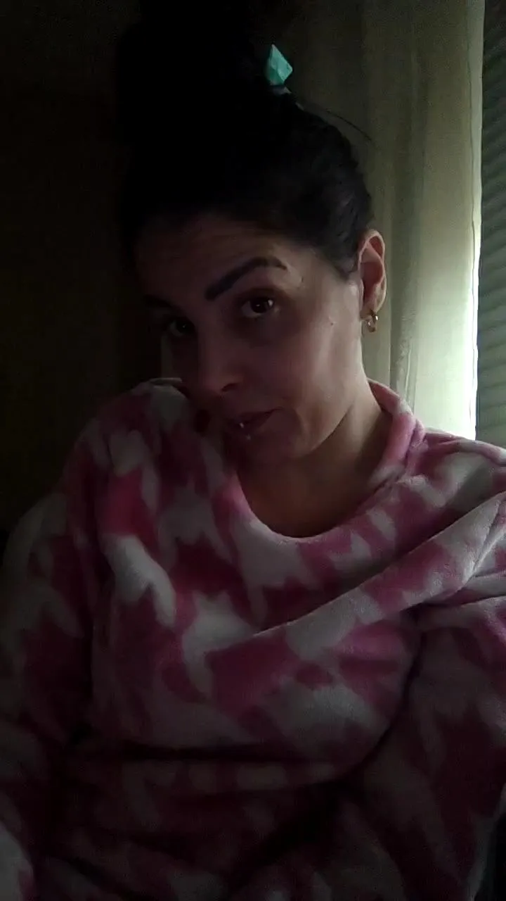 Offline Sarita_lamorena on Cam4