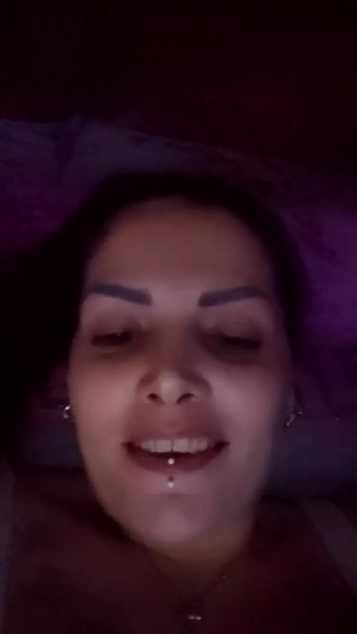 Offline Sarita_lamorena on Cam4