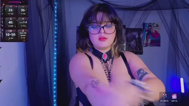 Offline Scarleth_shadow on Cam4