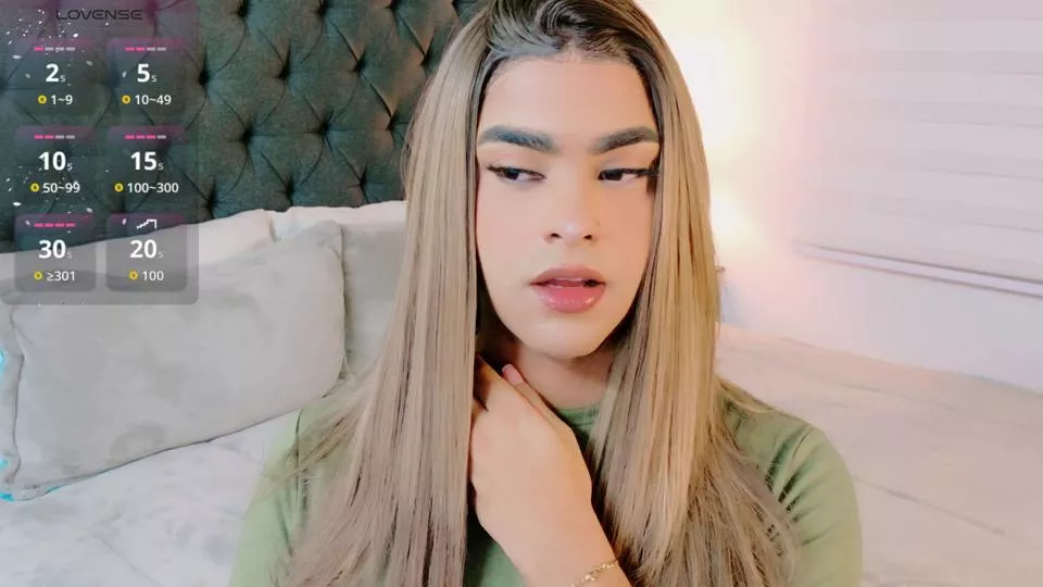 Freechat scarlethsweety on Cam4