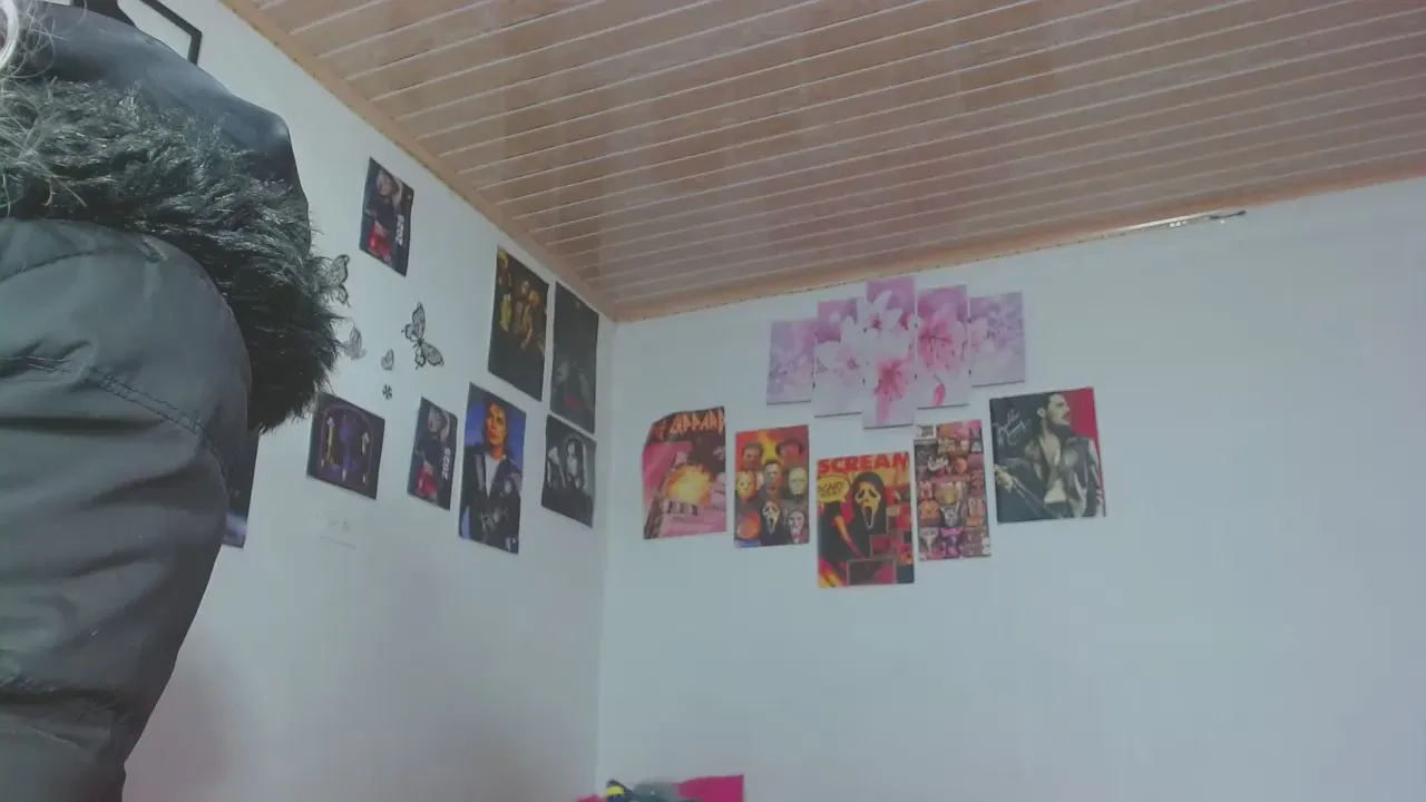 Offline scarlett_rouse on Cam4