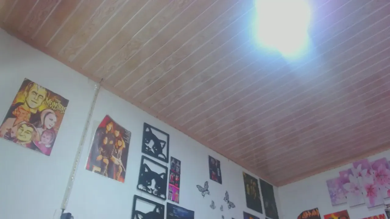 Offline scarlett_rouse on Cam4