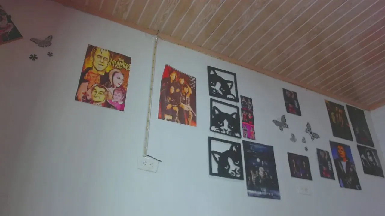 Offline scarlett_rouse on Cam4