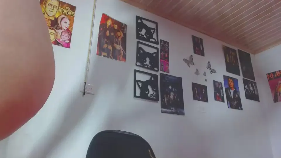 Offline scarlett_rouse on Cam4