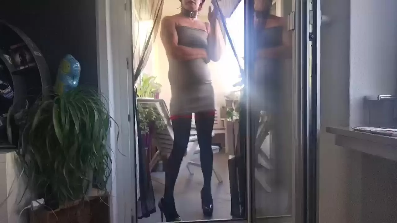 Offline Scarlett_Sub on Cam4