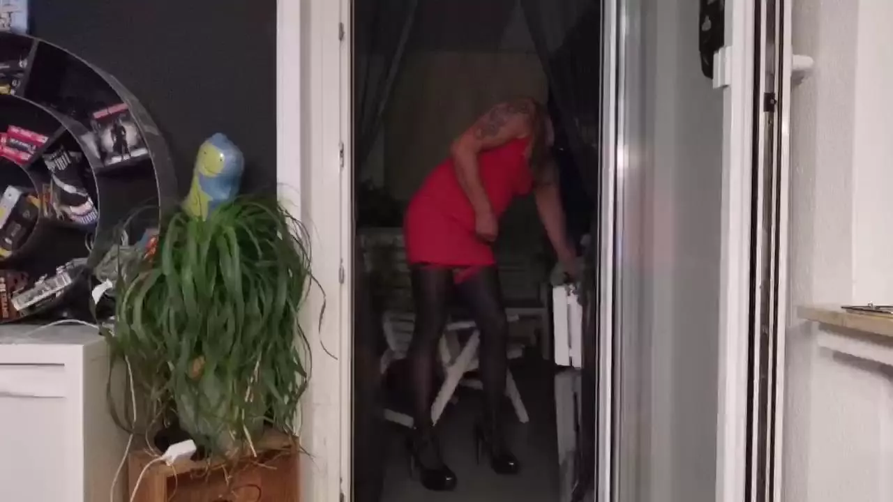 Offline Scarlett_Sub on Cam4