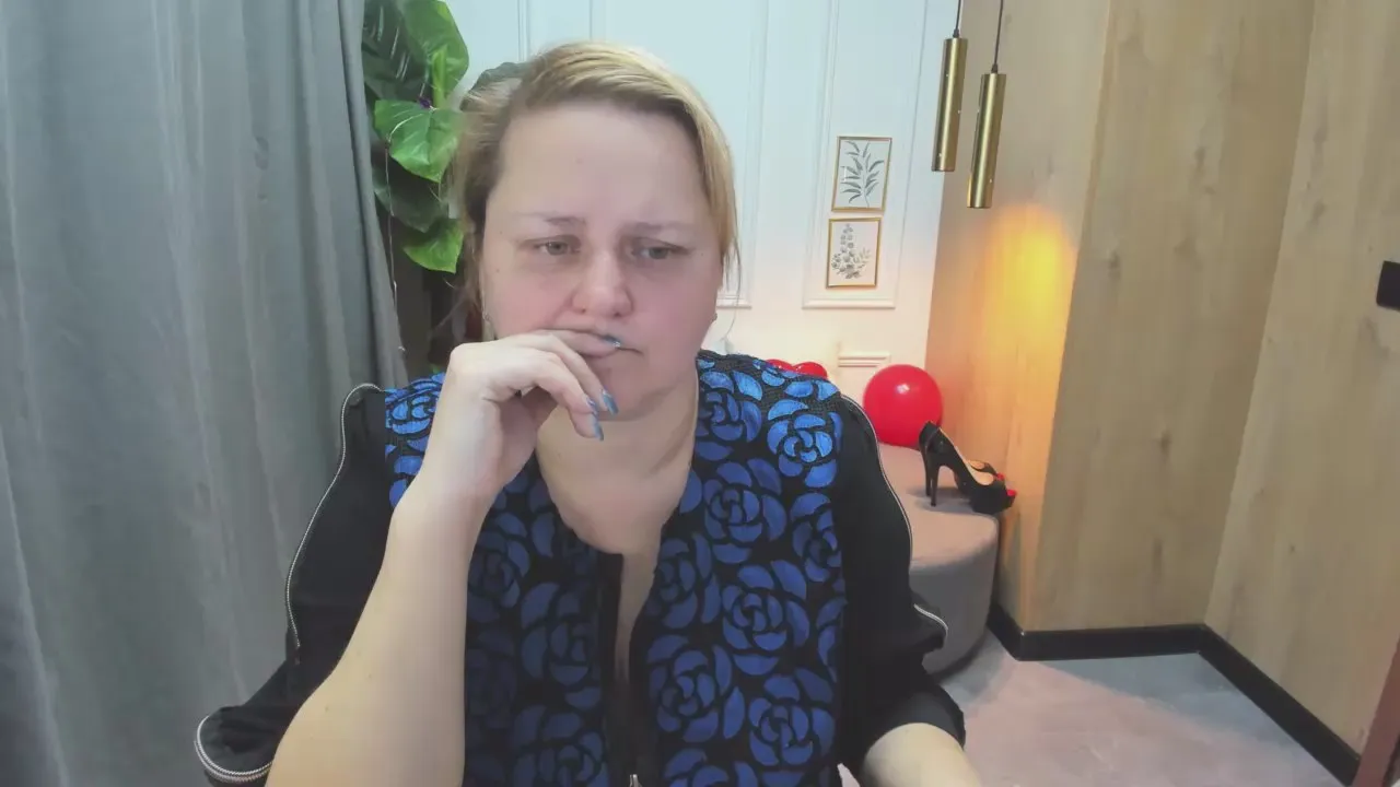 Offline ScarlettSoft on Cam4