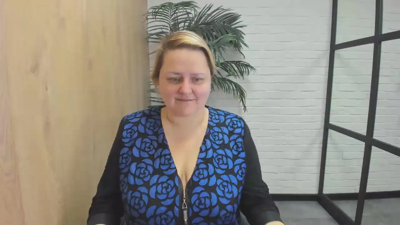 Offline ScarlettSoft on Cam4