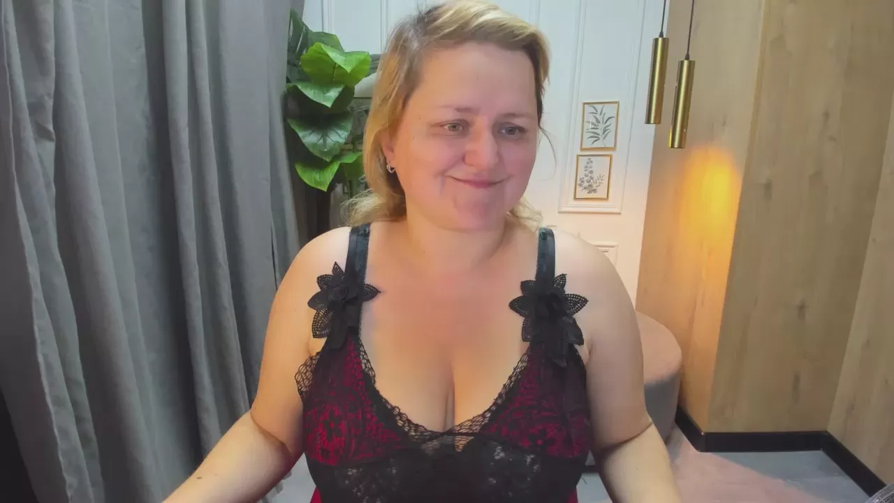 Offline ScarlettSoft on Cam4