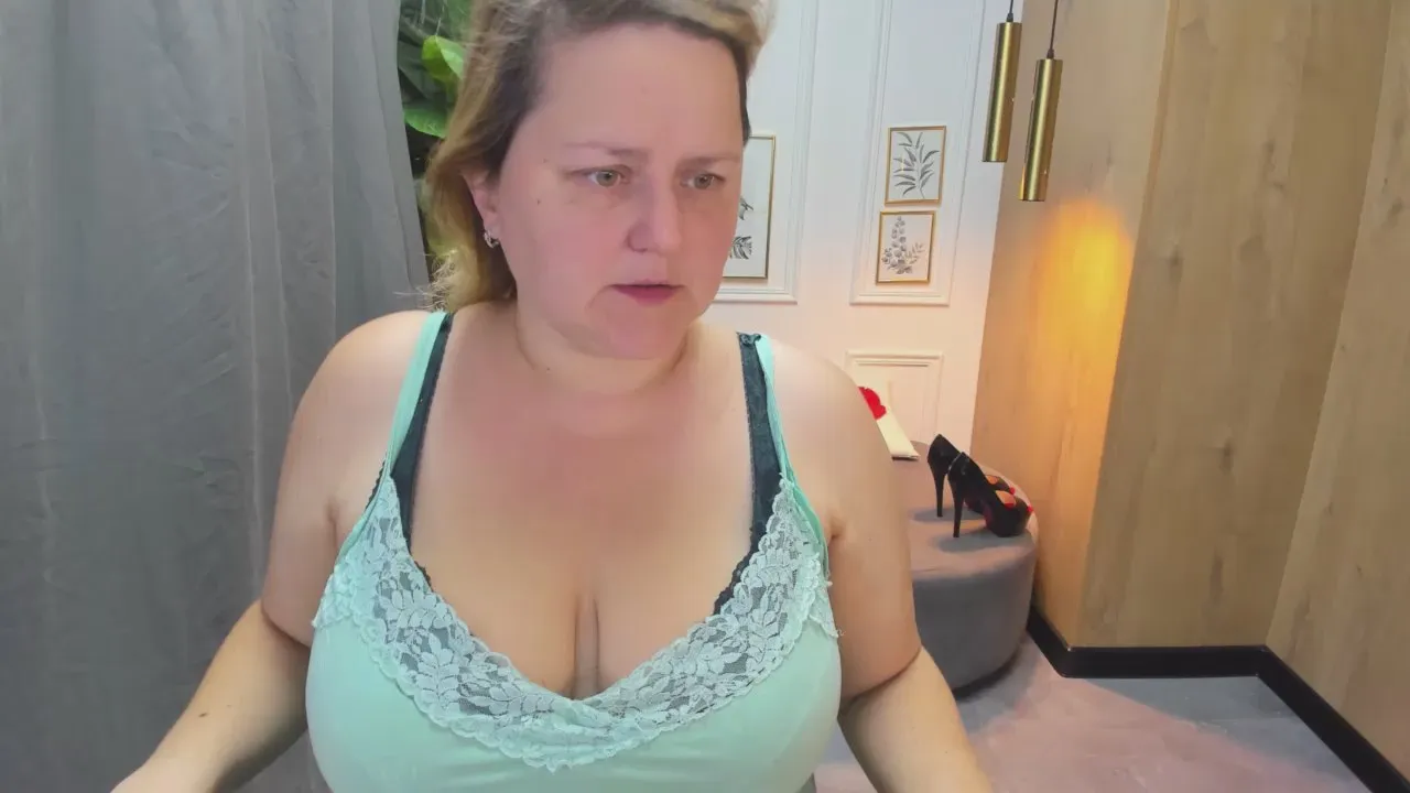 Offline ScarlettSoft on Cam4