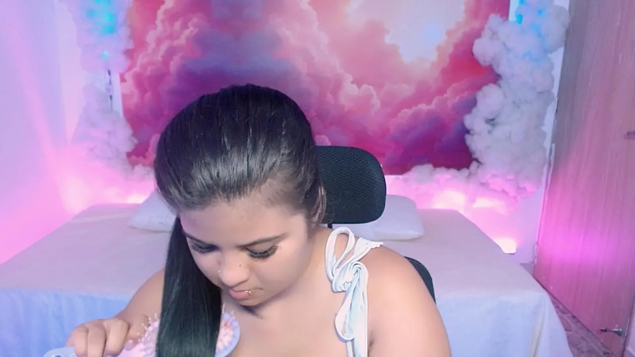 Offline SccarlettGracee on Cam4