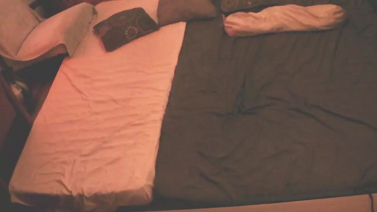 Offline SchagenNH on Cam4