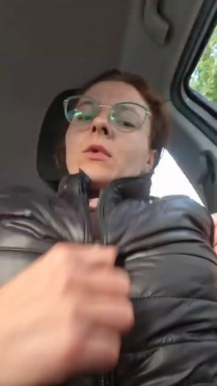 Offline Selena101195 on Cam4