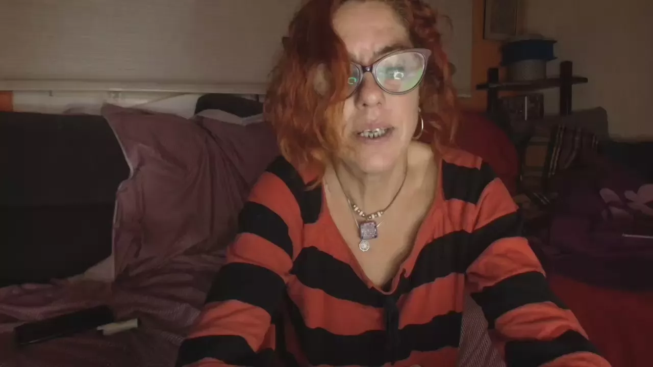 Offline SelvaGreen on Cam4