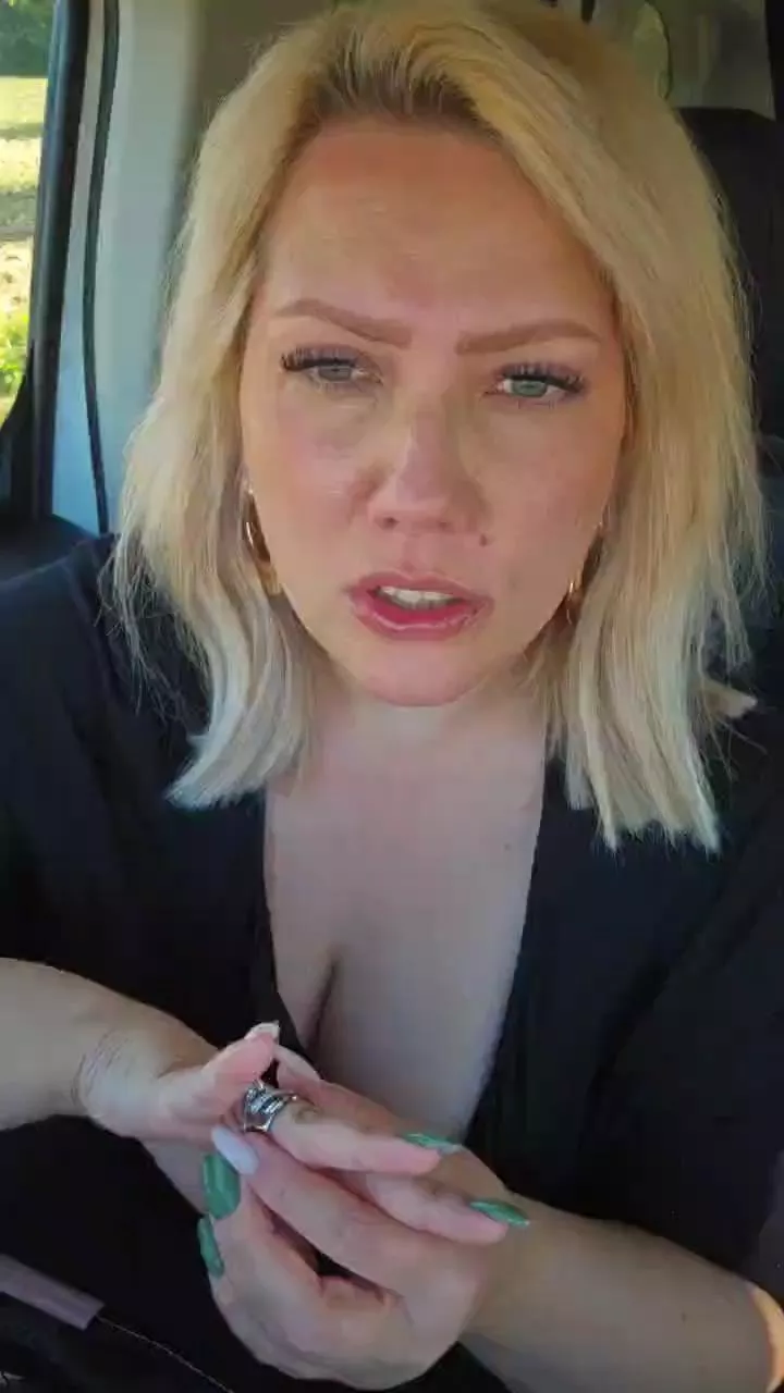 Offline SensualMinx on Cam4