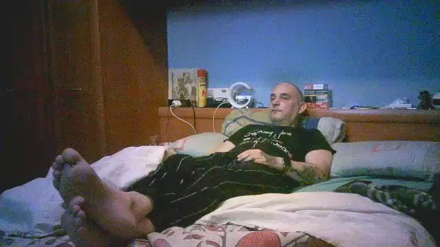 Offline serapo37 on Cam4