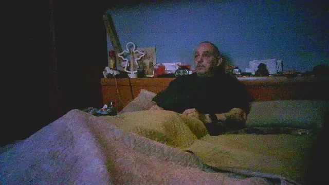 Offline serapo37 on Cam4