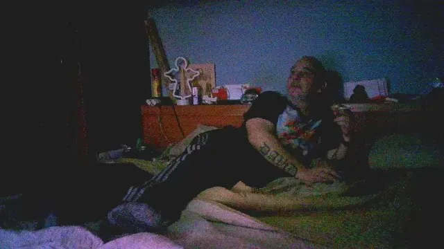 Offline serapo37 on Cam4