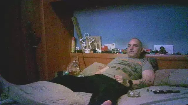 Offline serapo37 on Cam4