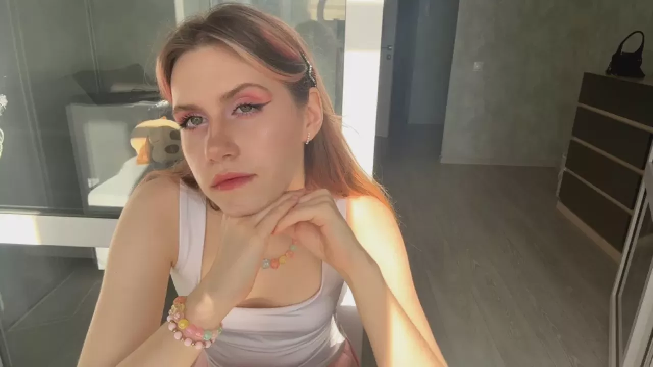 SerenaVergeer on Cam4 