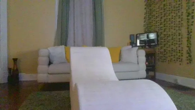 Freechat SexGoddessfine on Cam4