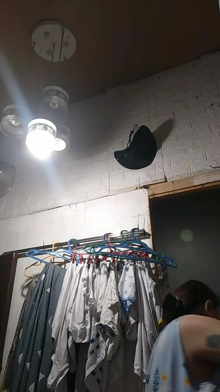 Offline sexy_gale on Cam4