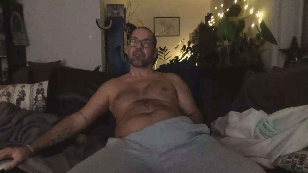 Offline Sexy_Hades on Cam4