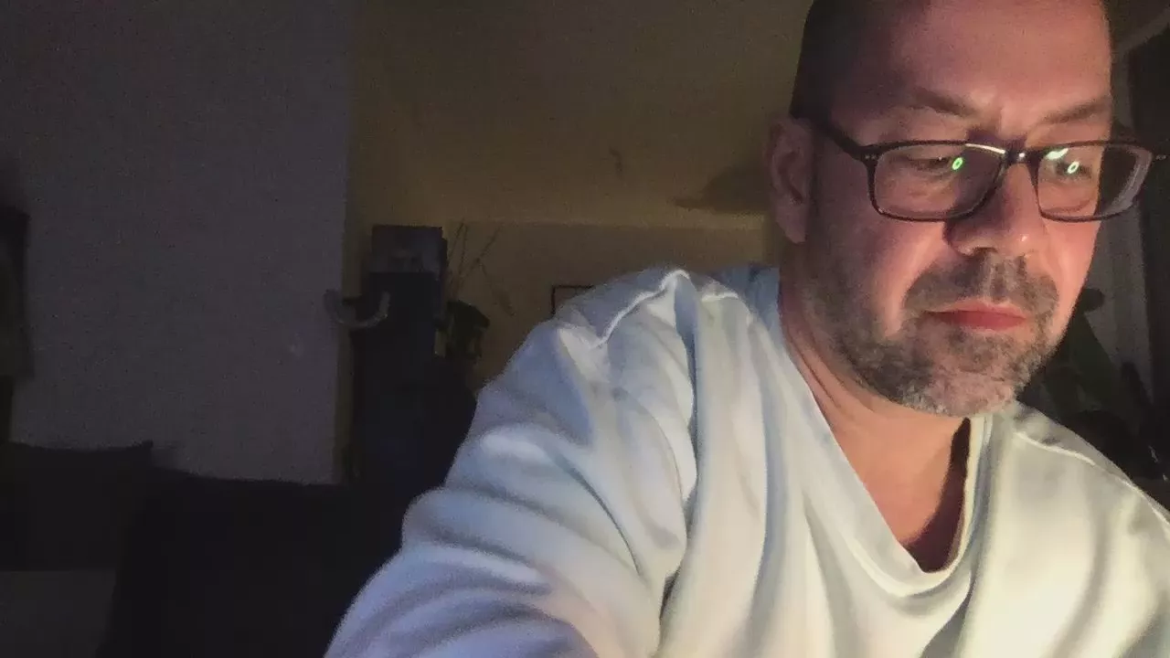 Offline Sexy_Hades on Cam4