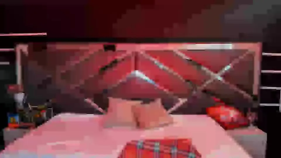 Offline Sexy_Naf on Cam4