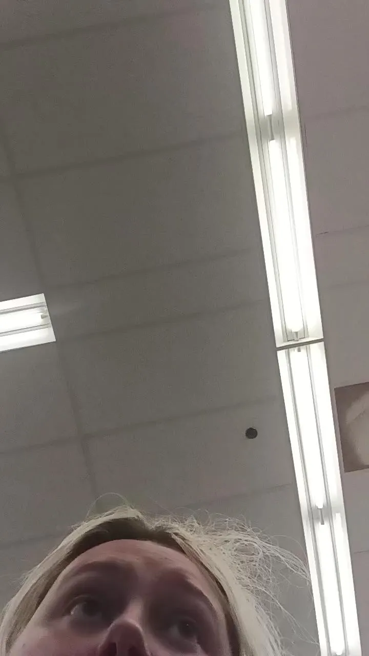 Offline Sexybabygirlluv on Cam4