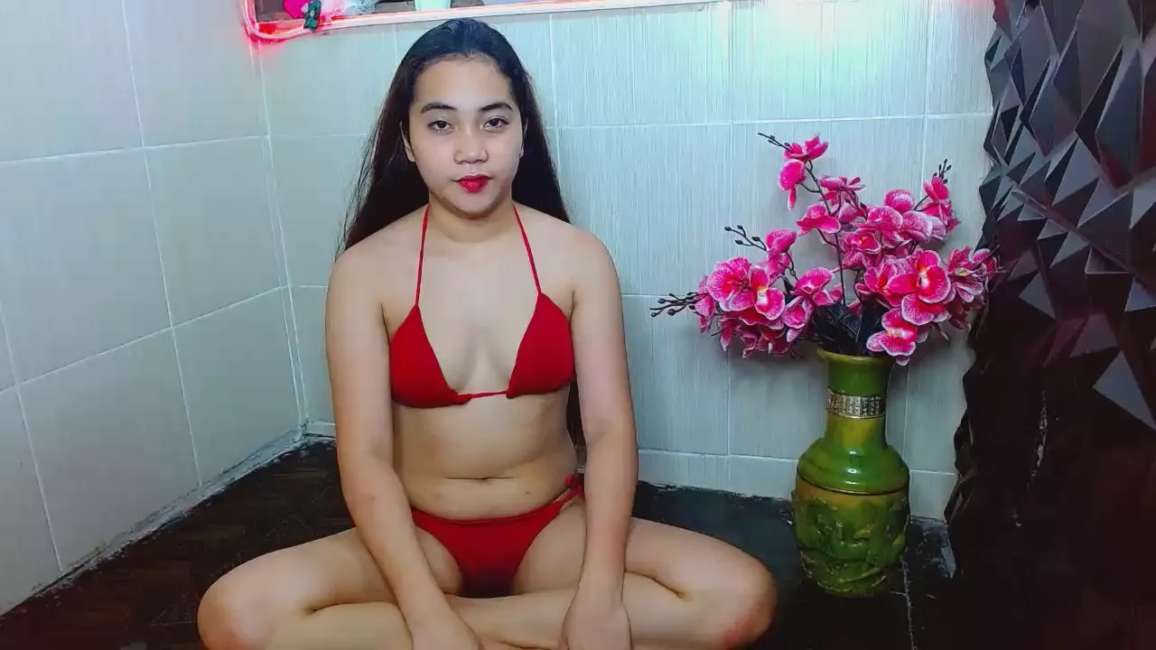 Offline SexyDaniela19 on Cam4