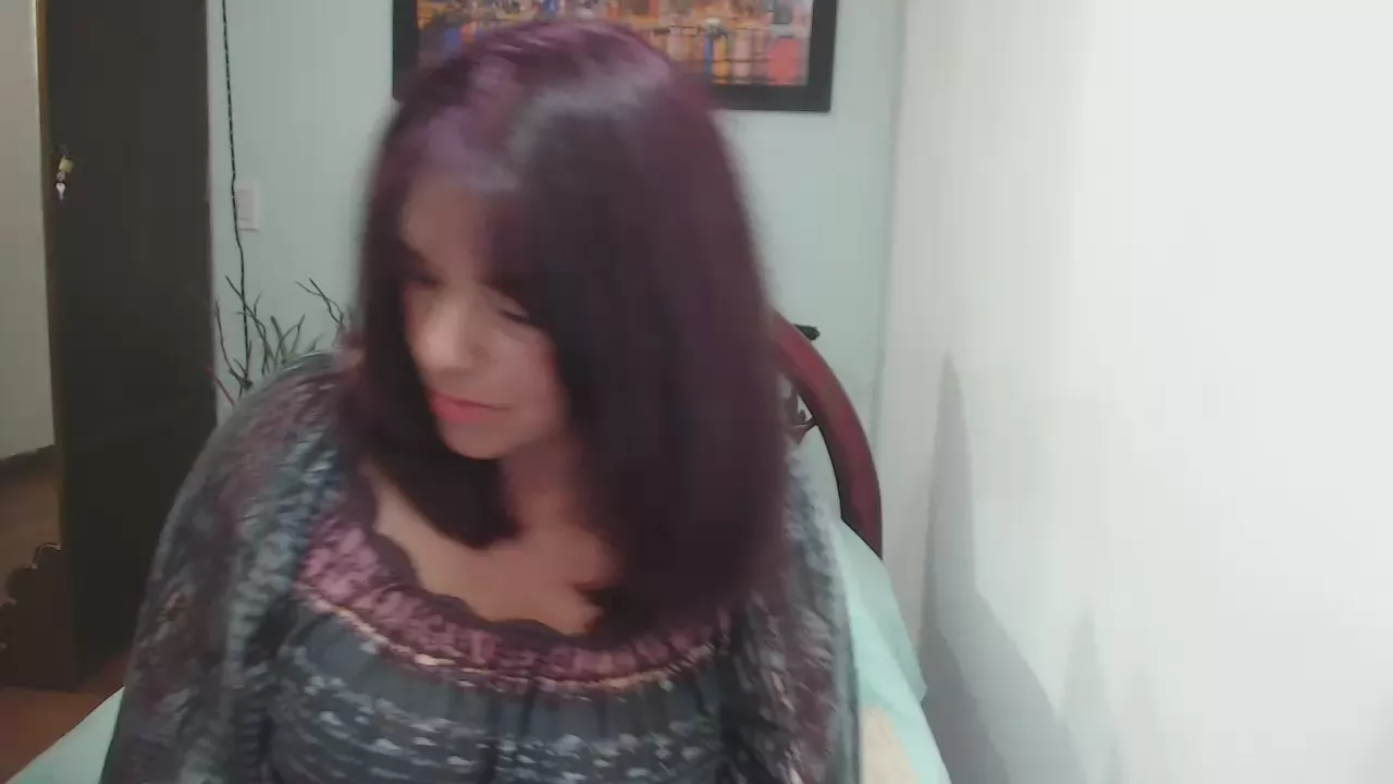 Offline sexygradmom on Cam4