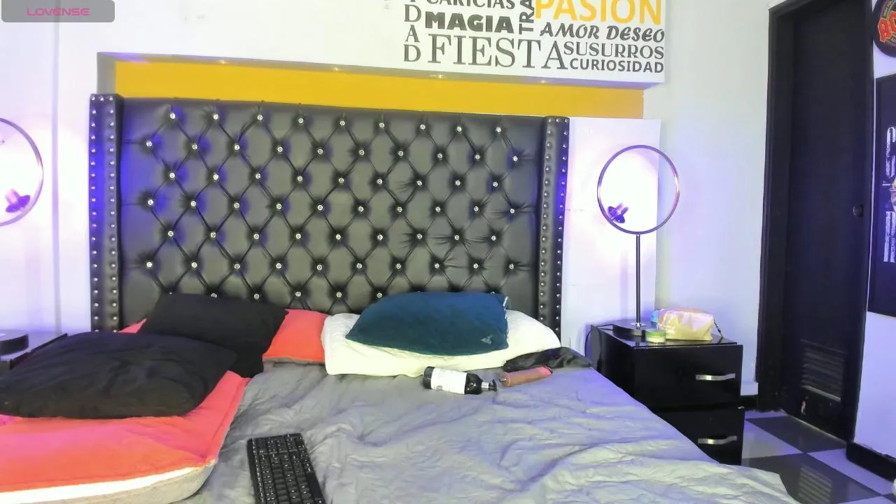 Offline Sexymadisson on Cam4