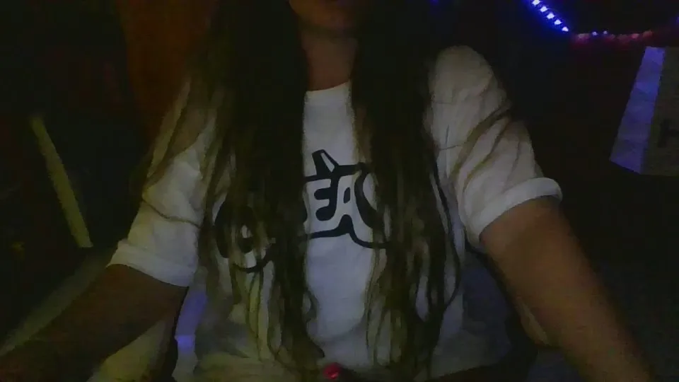 Offline Sexymiss24 on Cam4