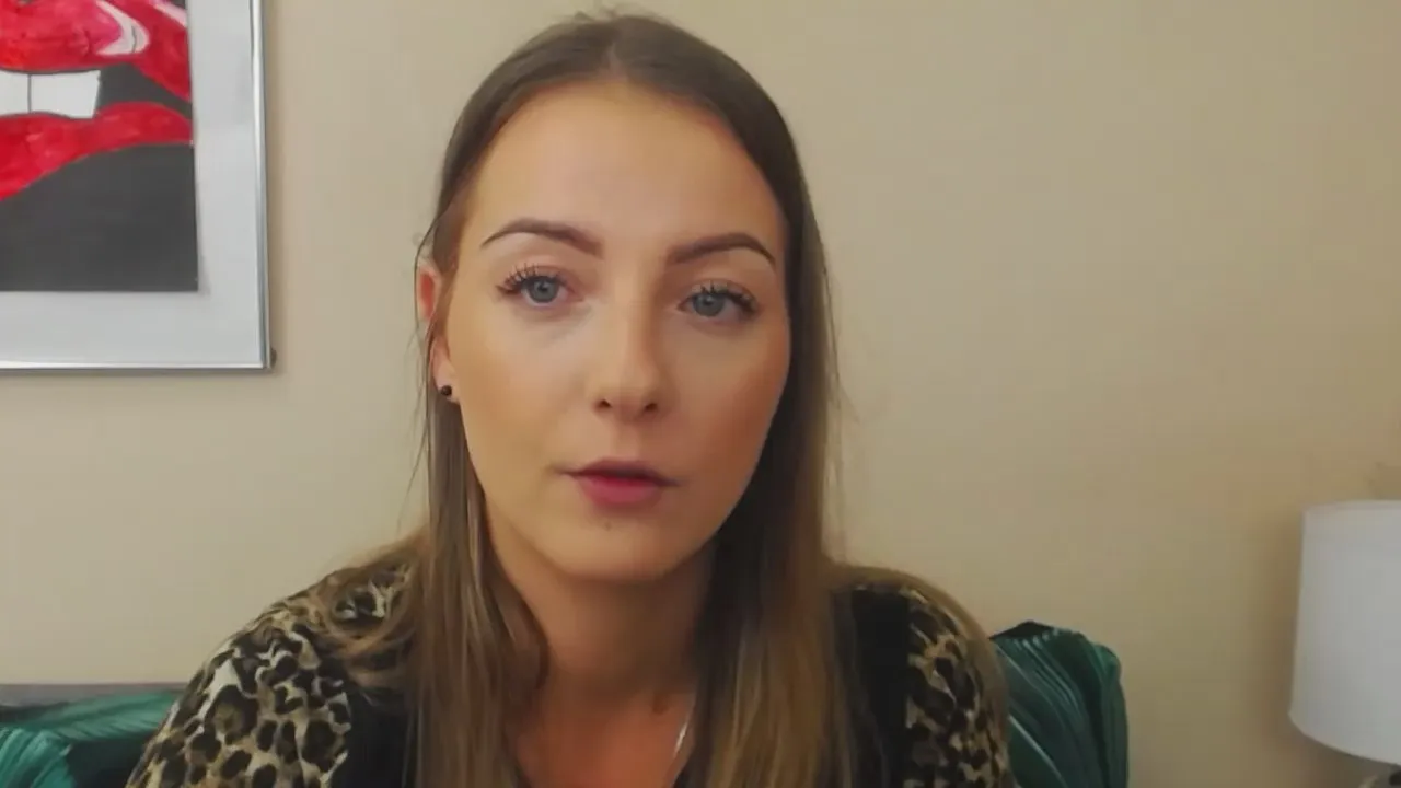 Offline SexyNatalie on Cam4