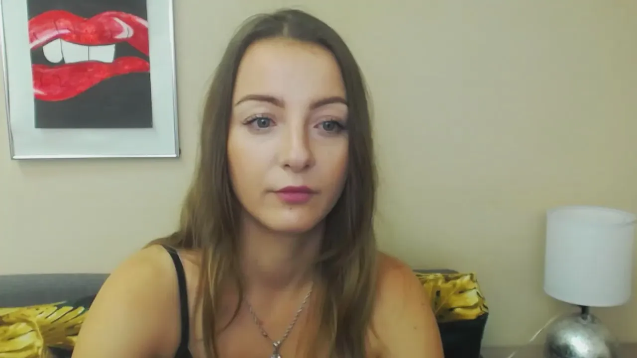 Offline SexyNatalie on Cam4